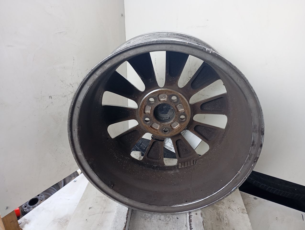 Part image 2