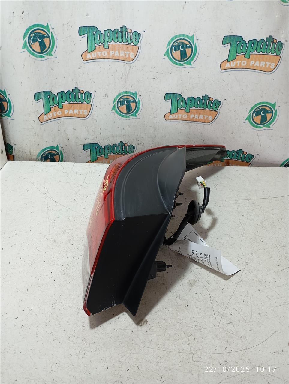 Part image 4