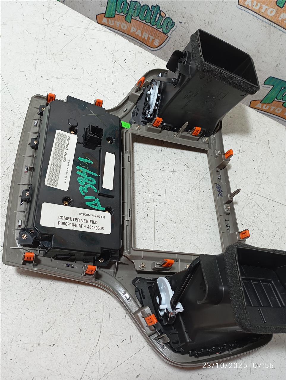 Part image 4