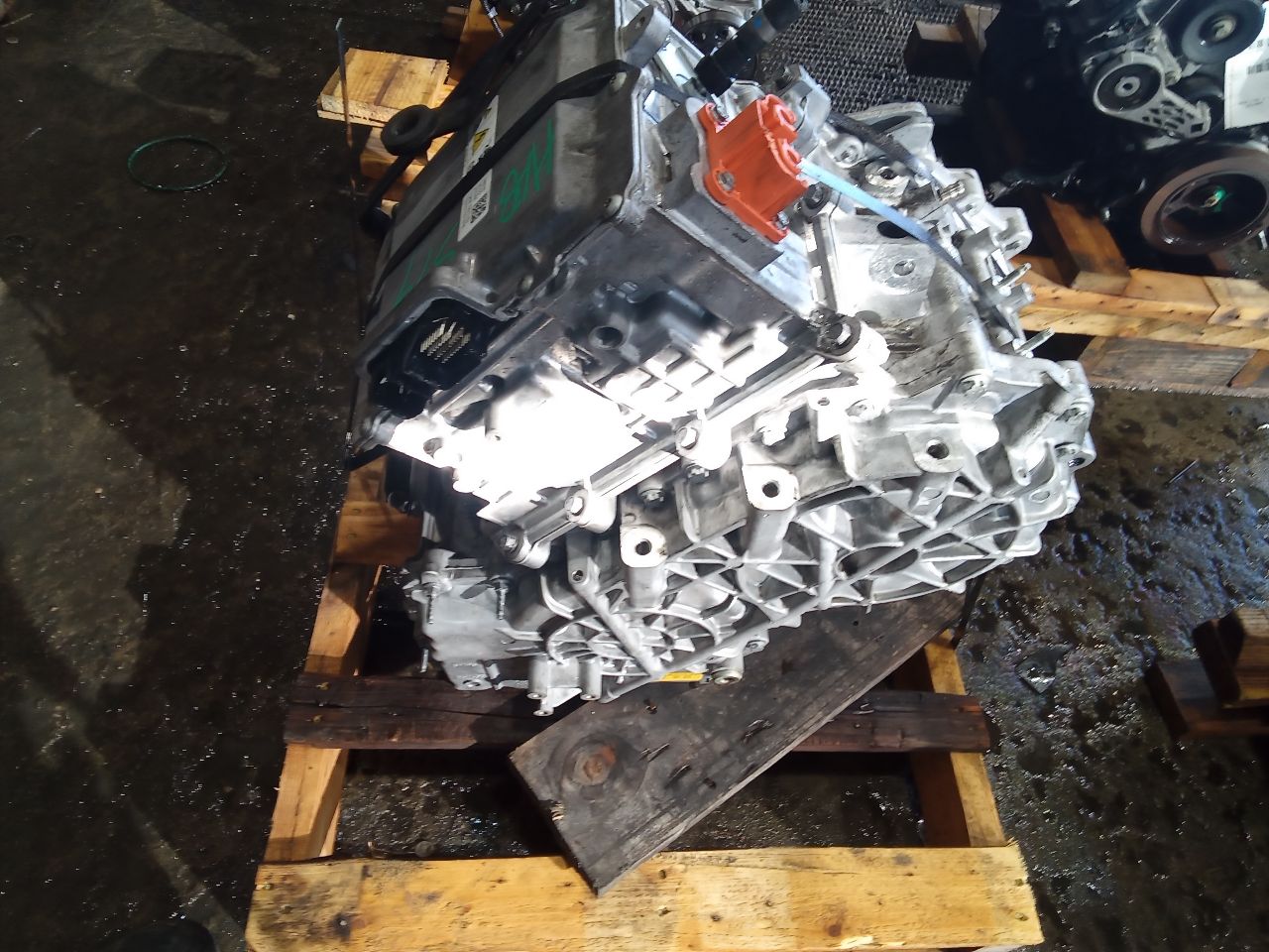 Part image 3