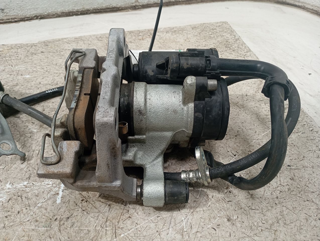 Part image 8