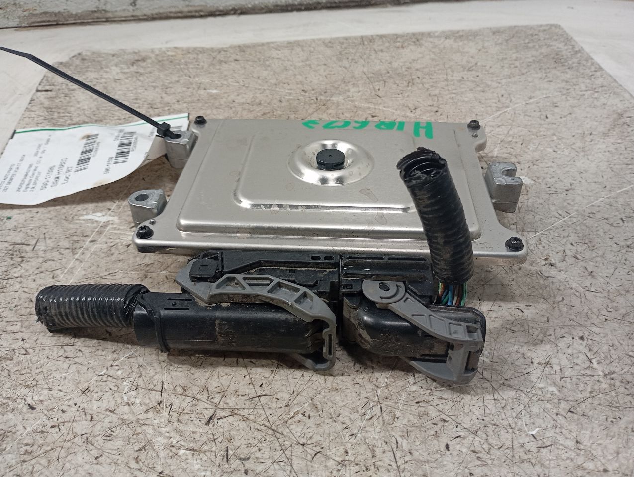 Part image 3