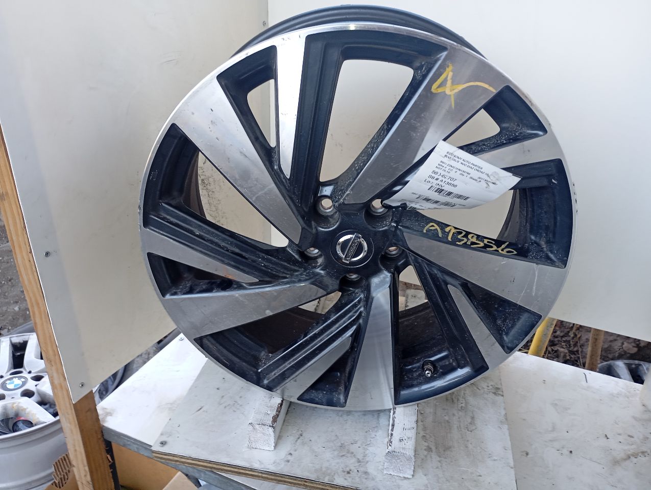 Part image 1