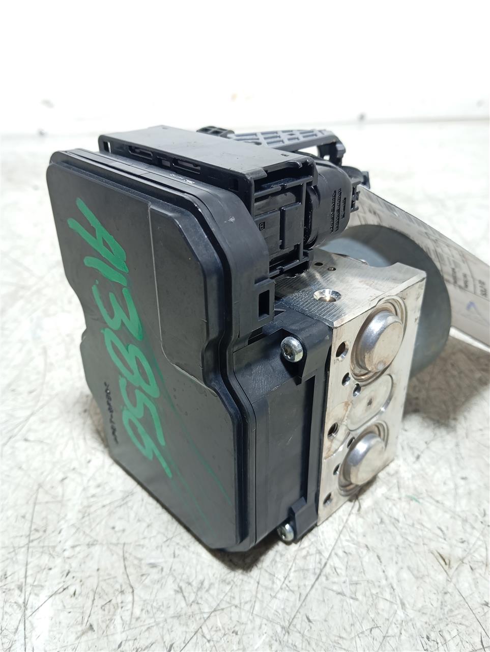 Part image 3