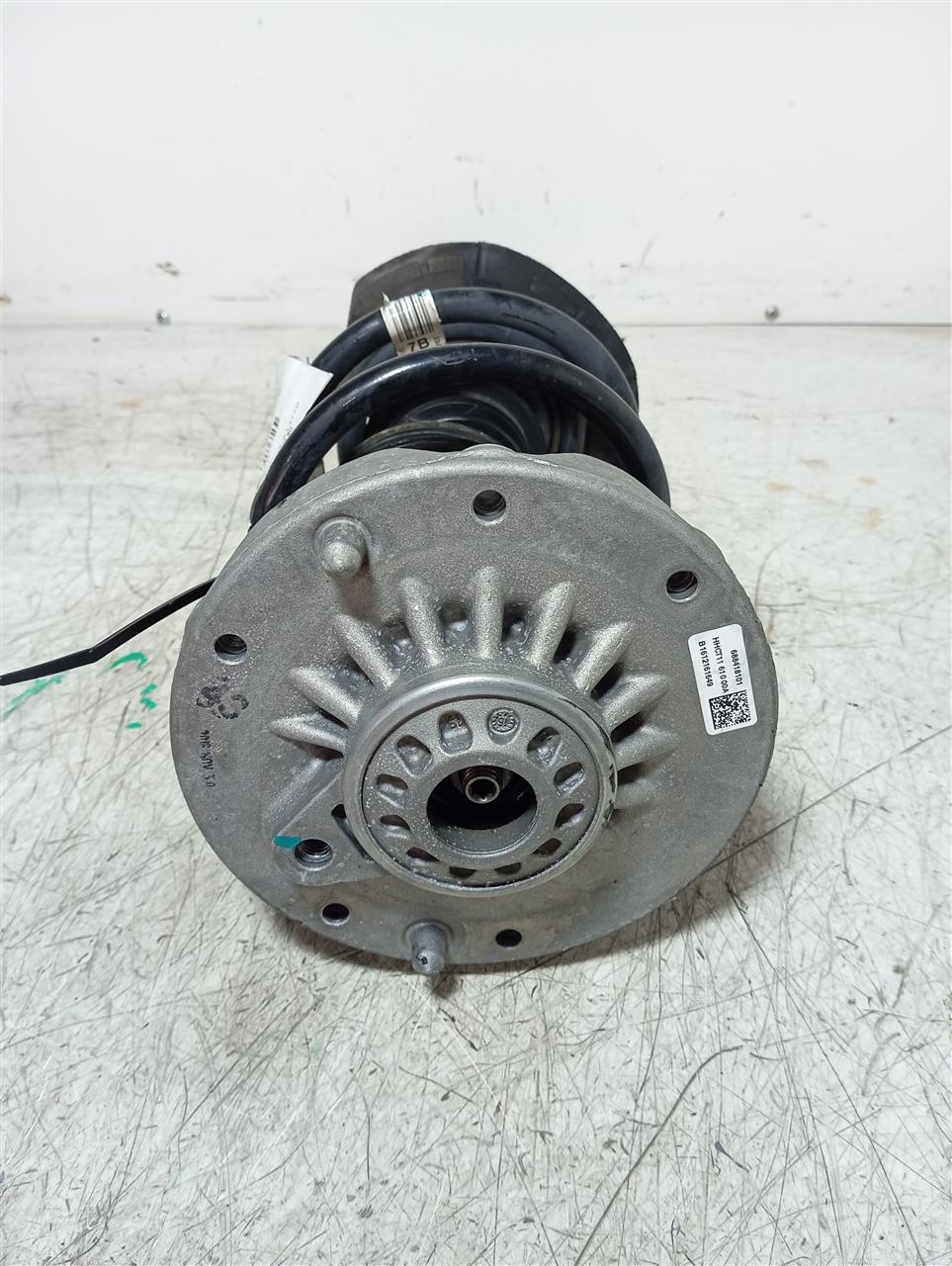 Part image 4