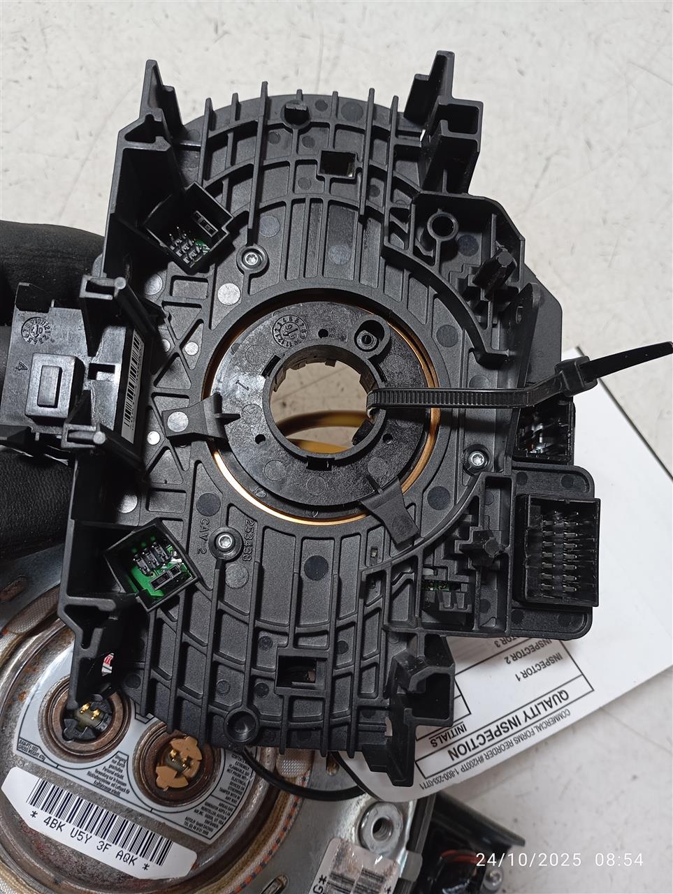 Part image 3