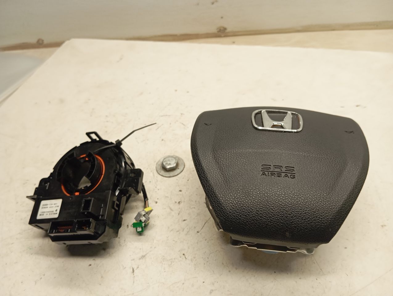 Part image 1