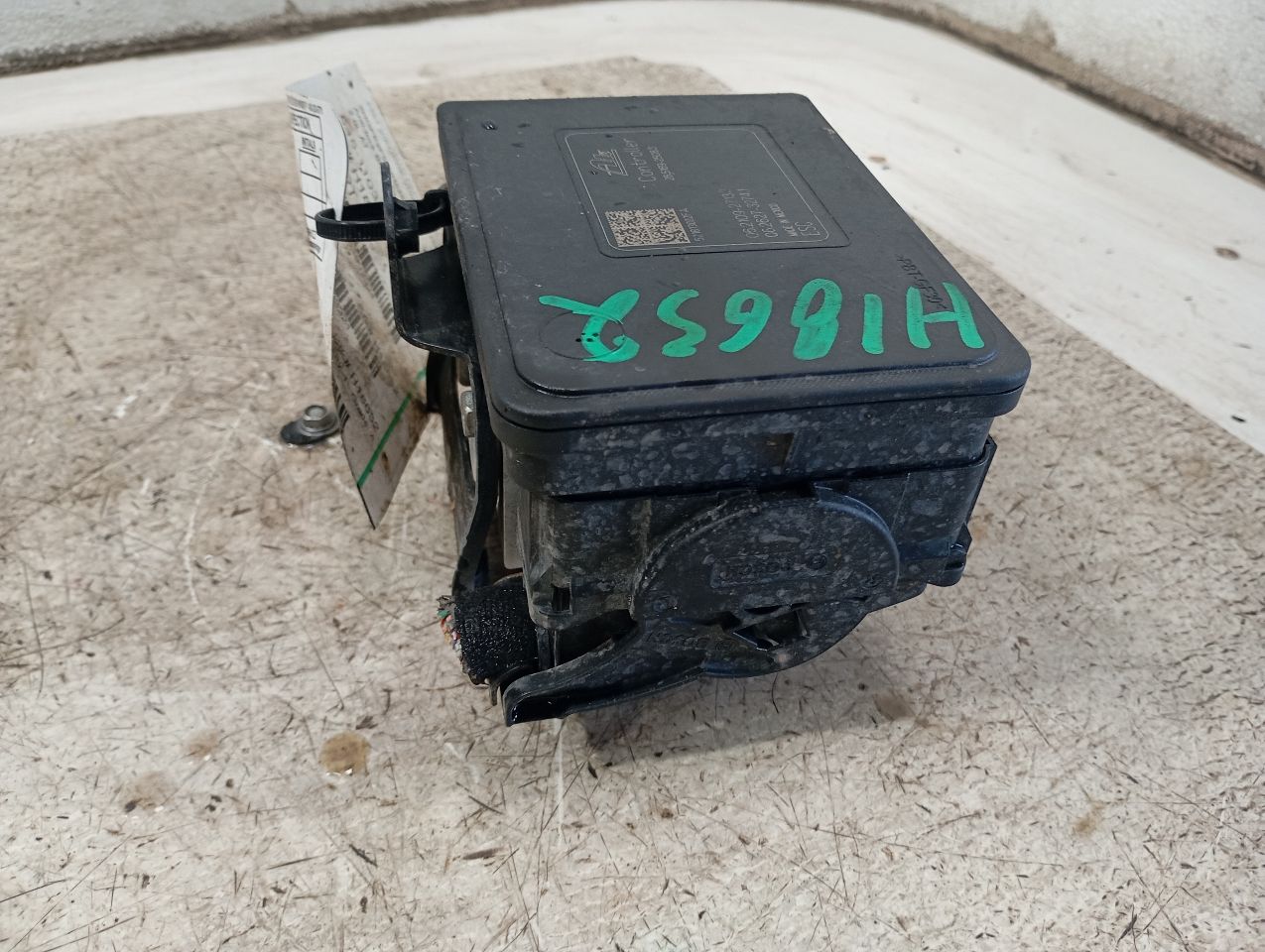 Part image 4