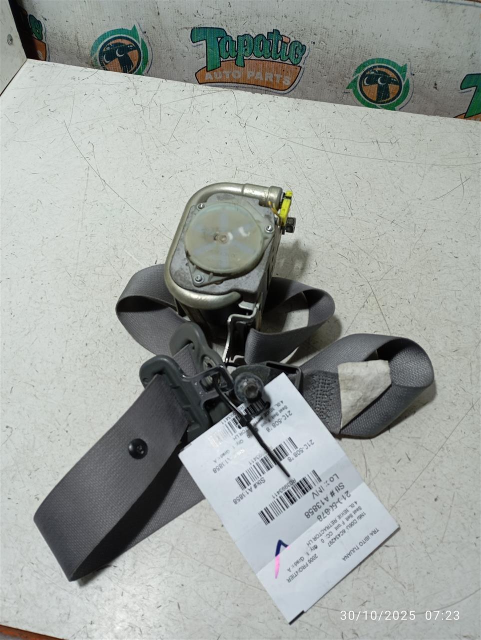 2006 Nissan FRONTIER Seat Belt, Front
