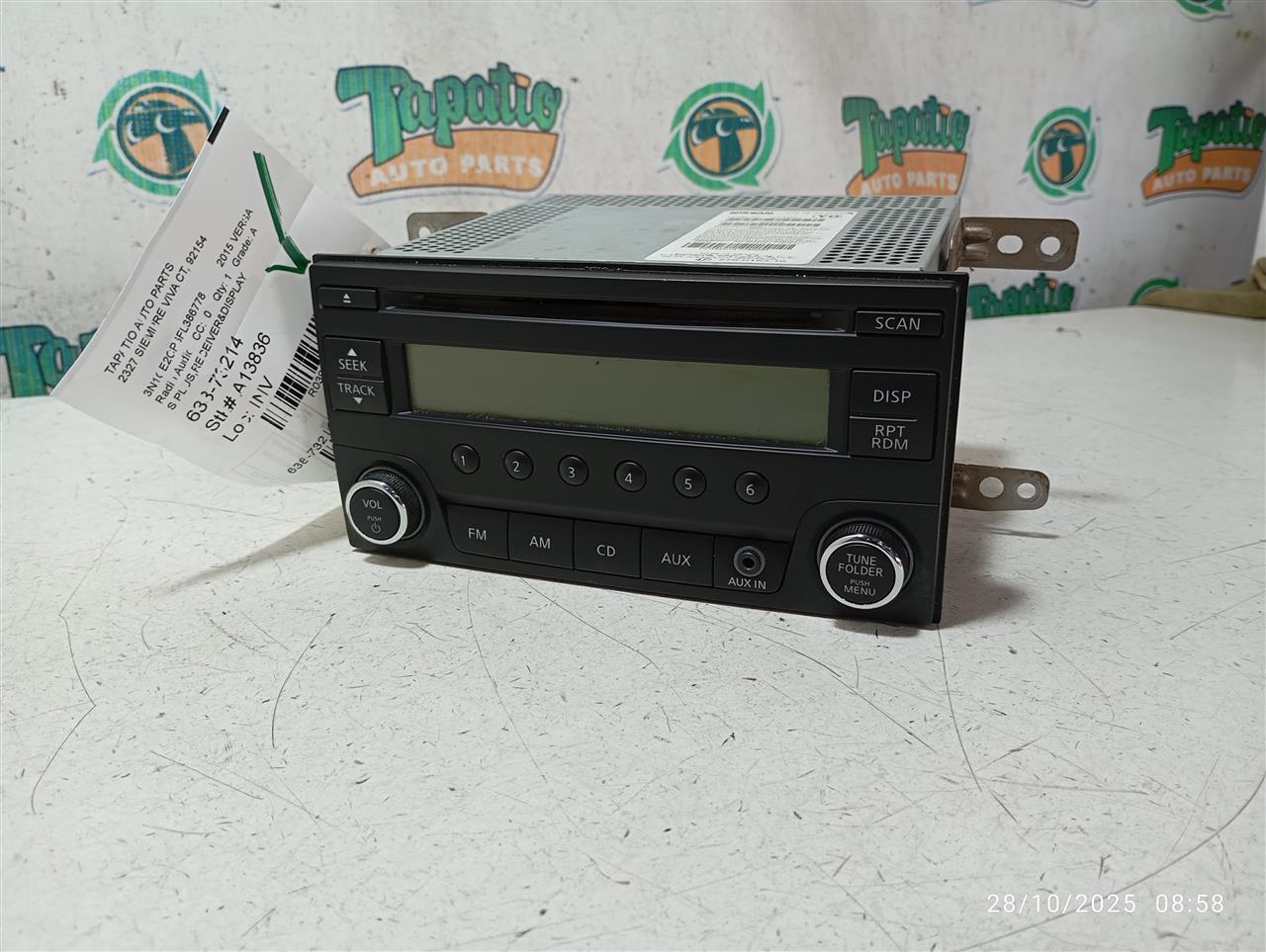 2015 Nissan VERSA Radio Audio
