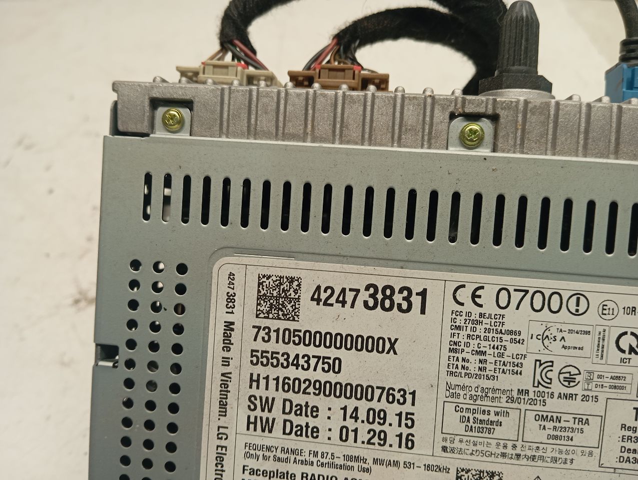 Part image 3