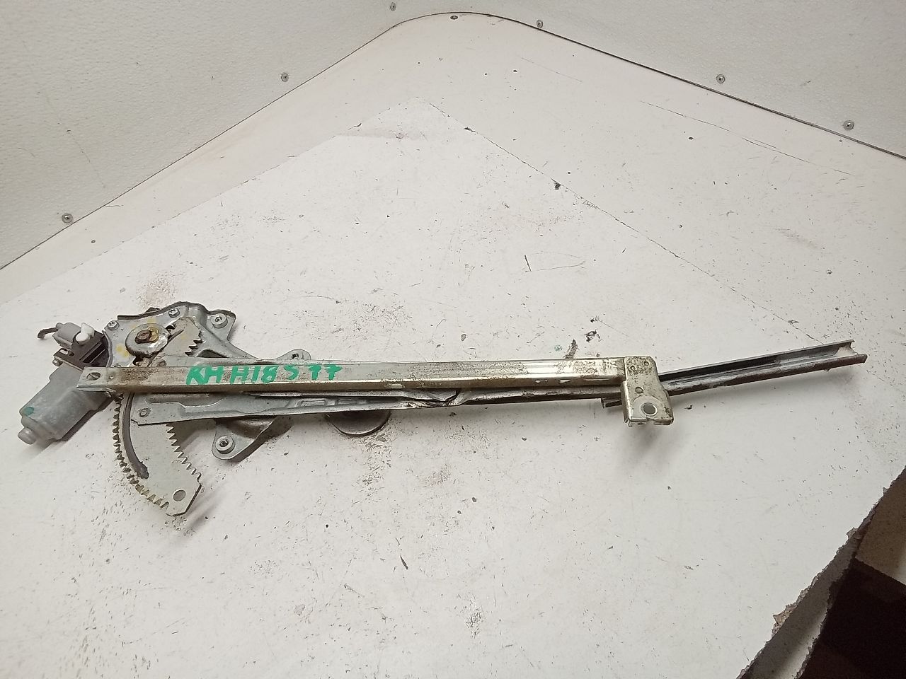 Part image 1