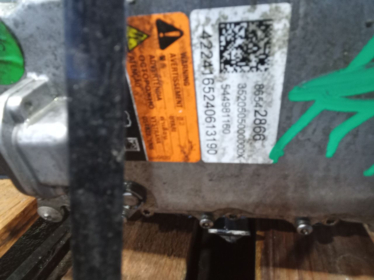 Part image 12