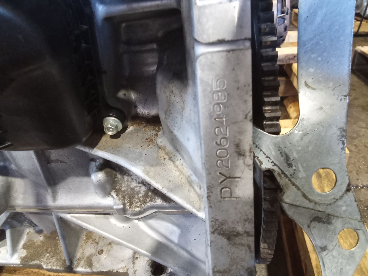 Part image 4