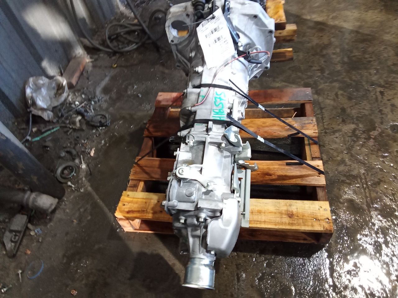 Part image 4