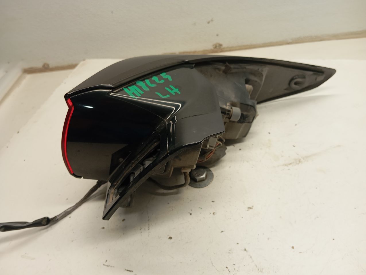 Part image 3