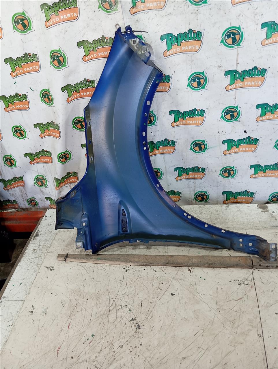 Part image 3