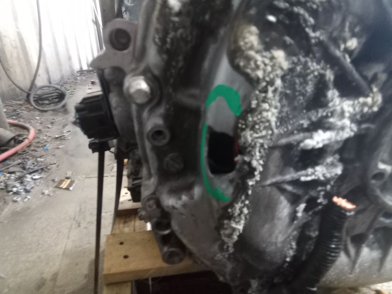 Part image 3