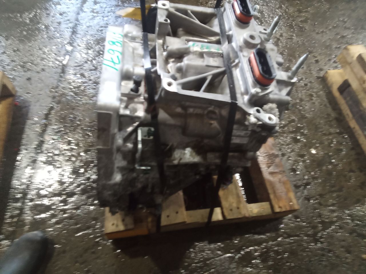 Part image 8