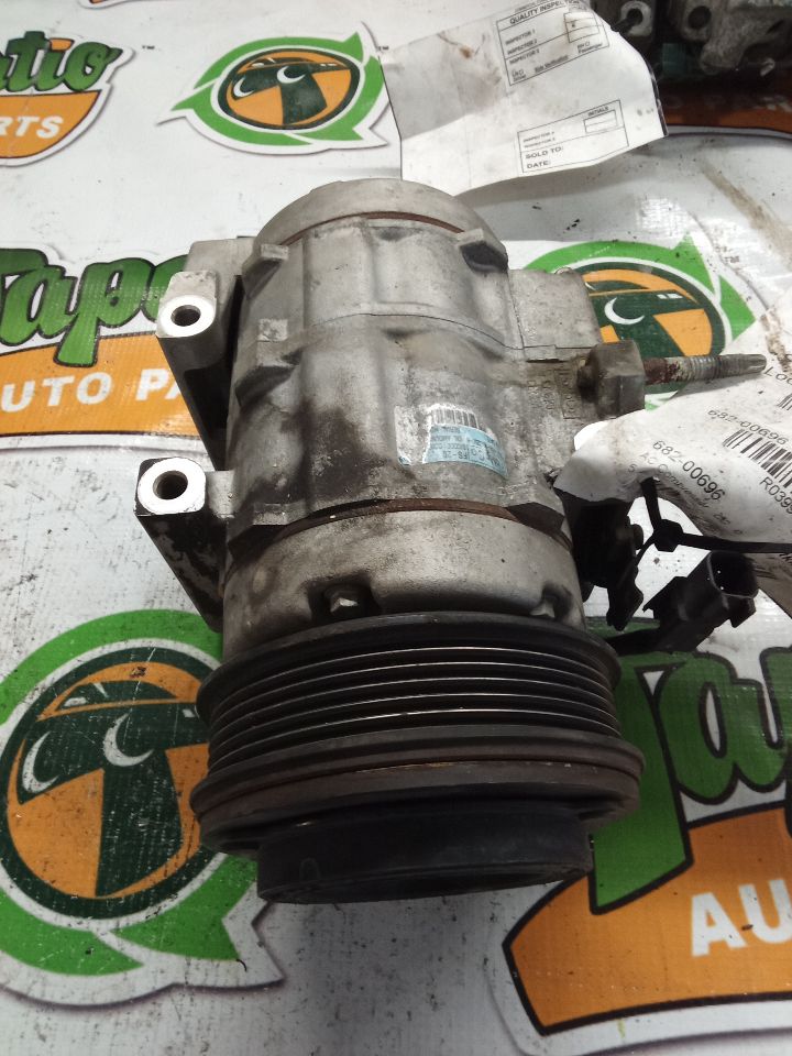 2013 Ford EXPEDITION AC Compressor