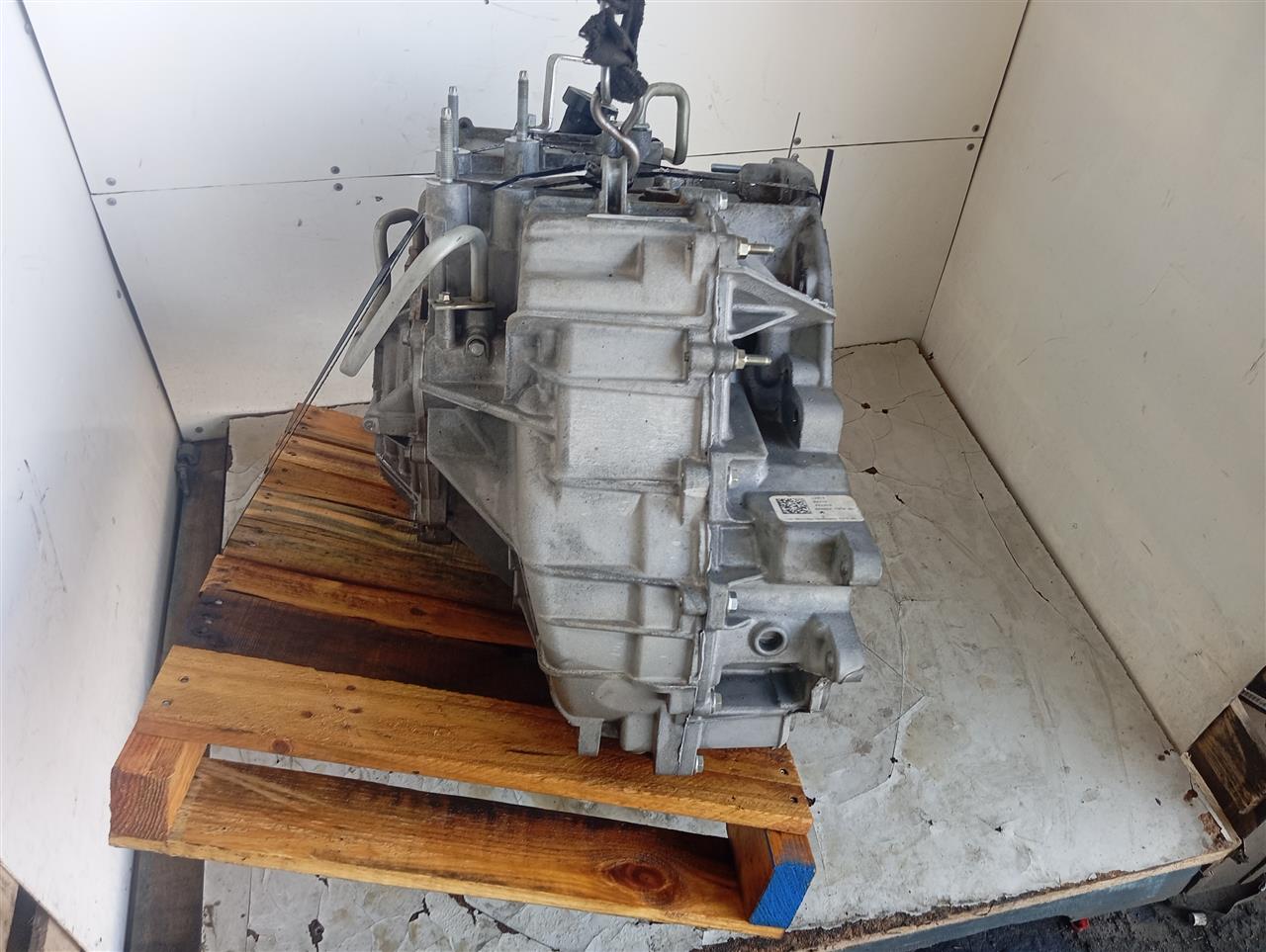 Part image 3