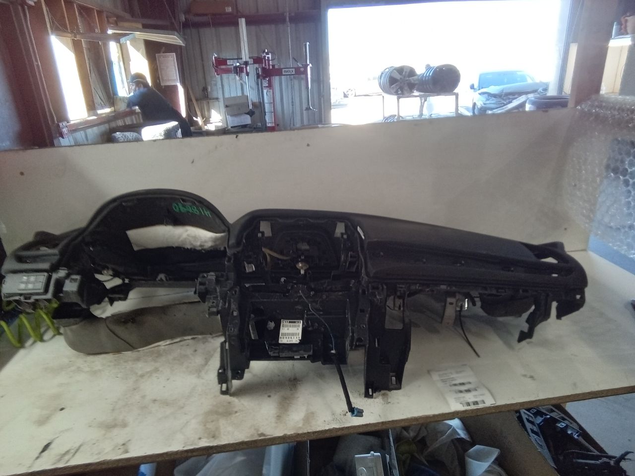 Part image 1