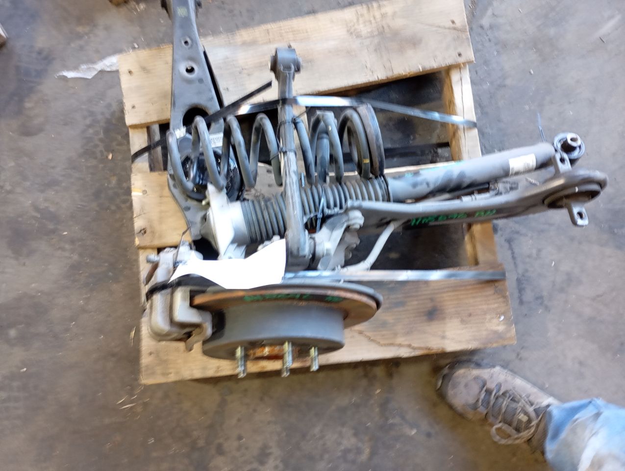 Part image 3