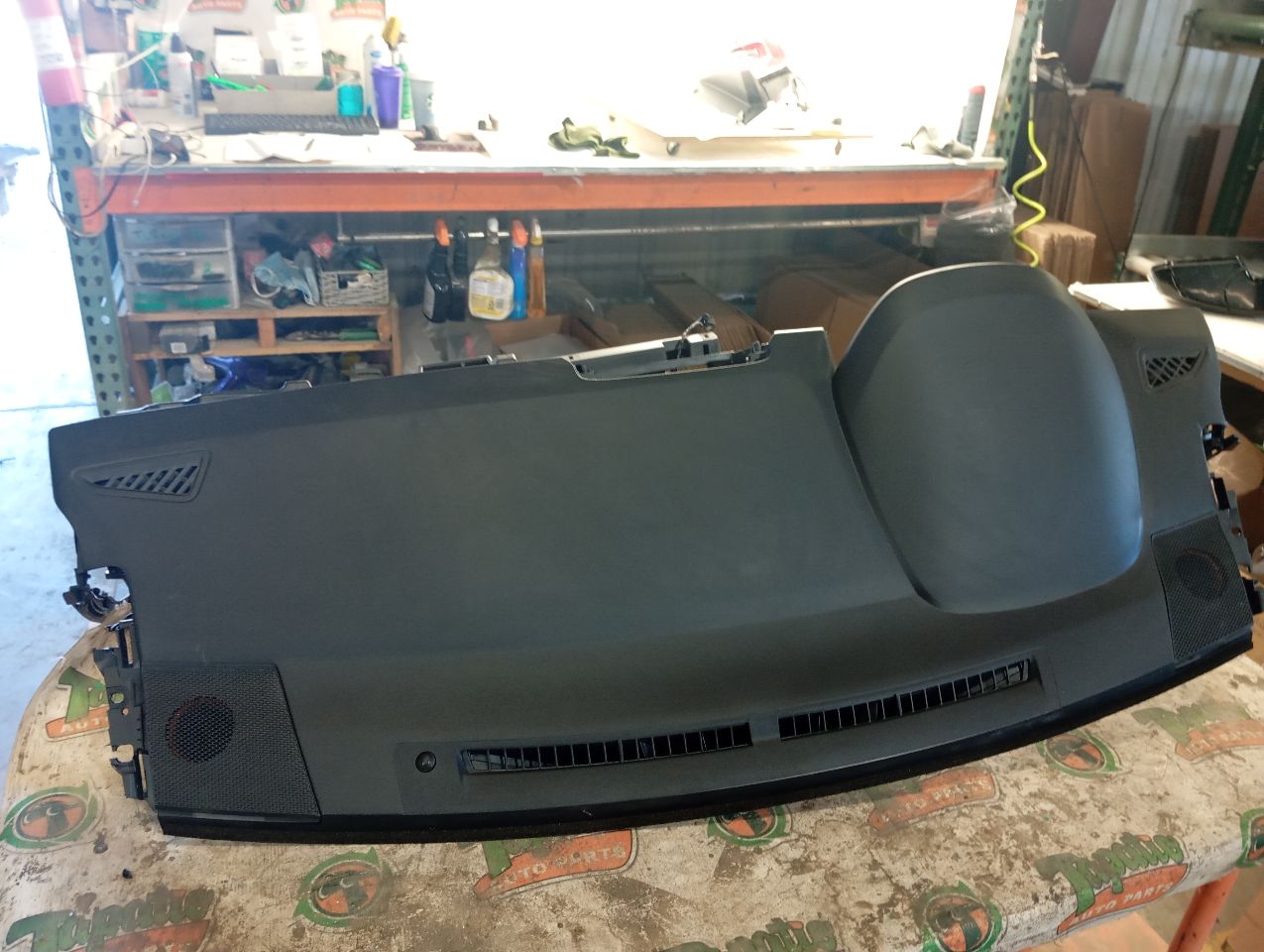 Part image 3