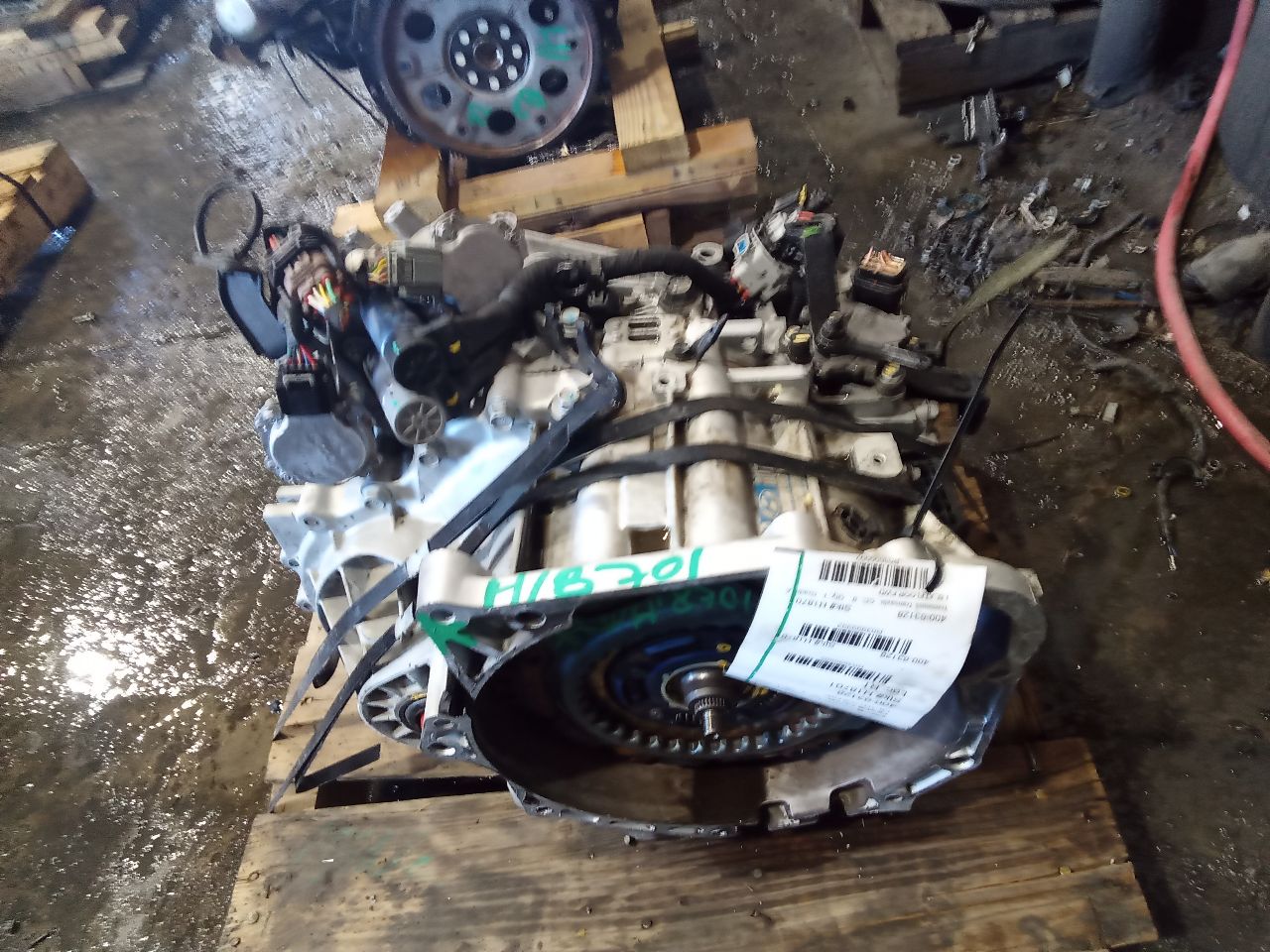 Part image 3