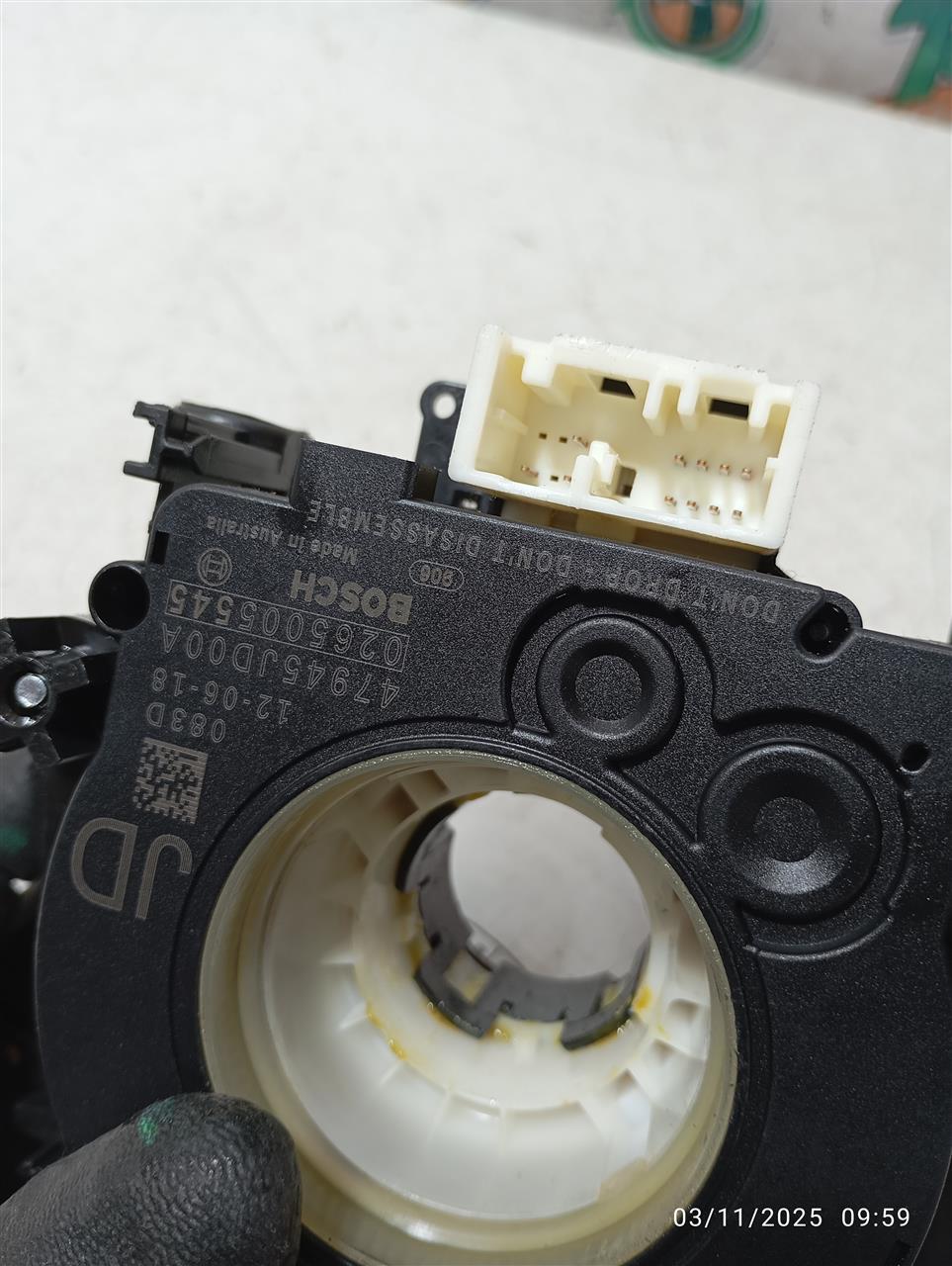Part image 3