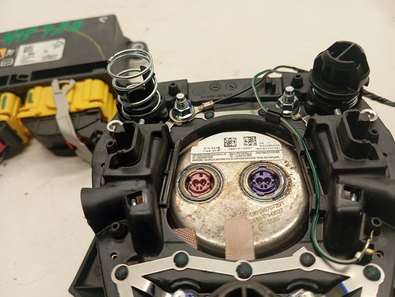 Part image 3