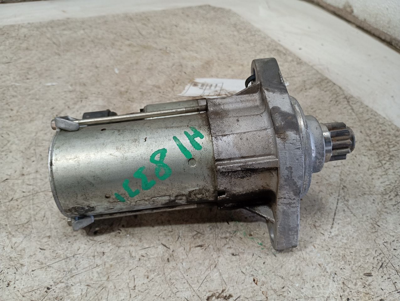 Part image 4