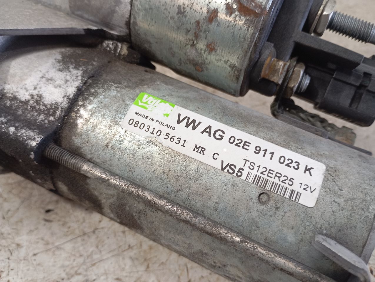Part image 8