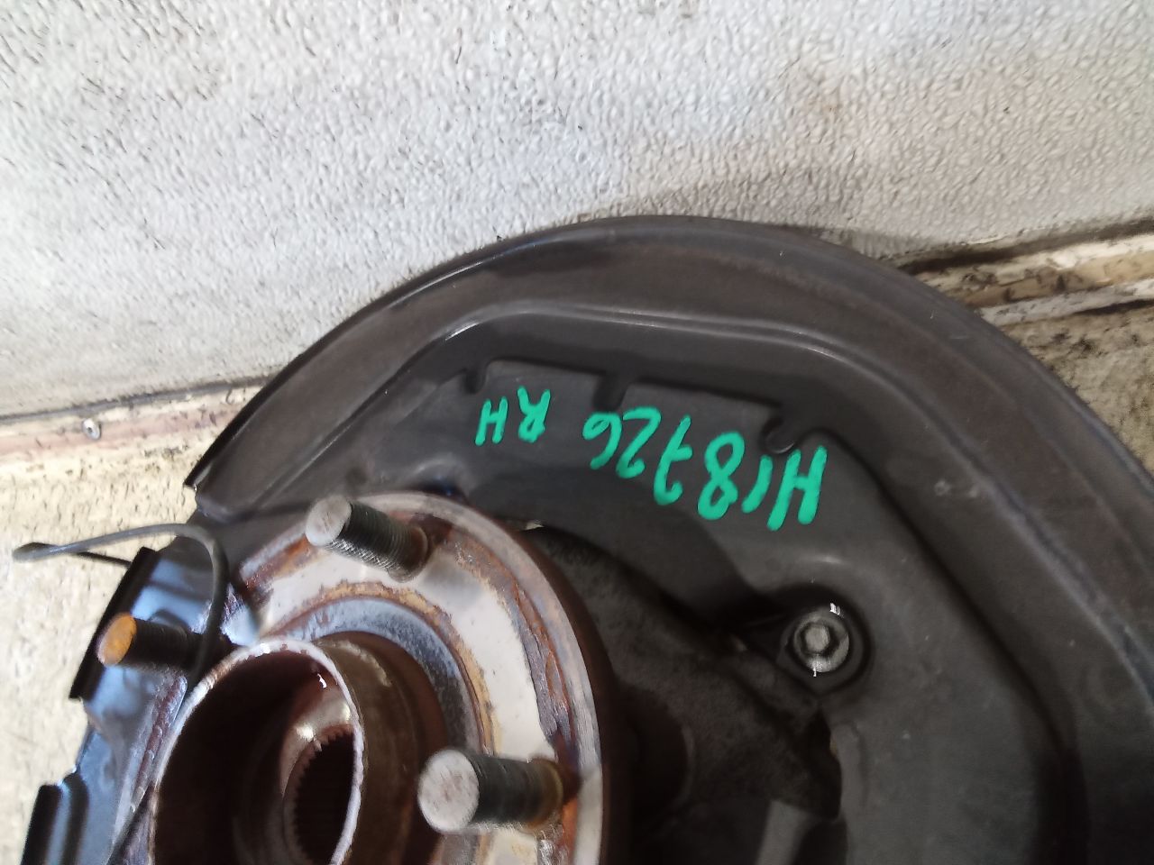 Part image 3