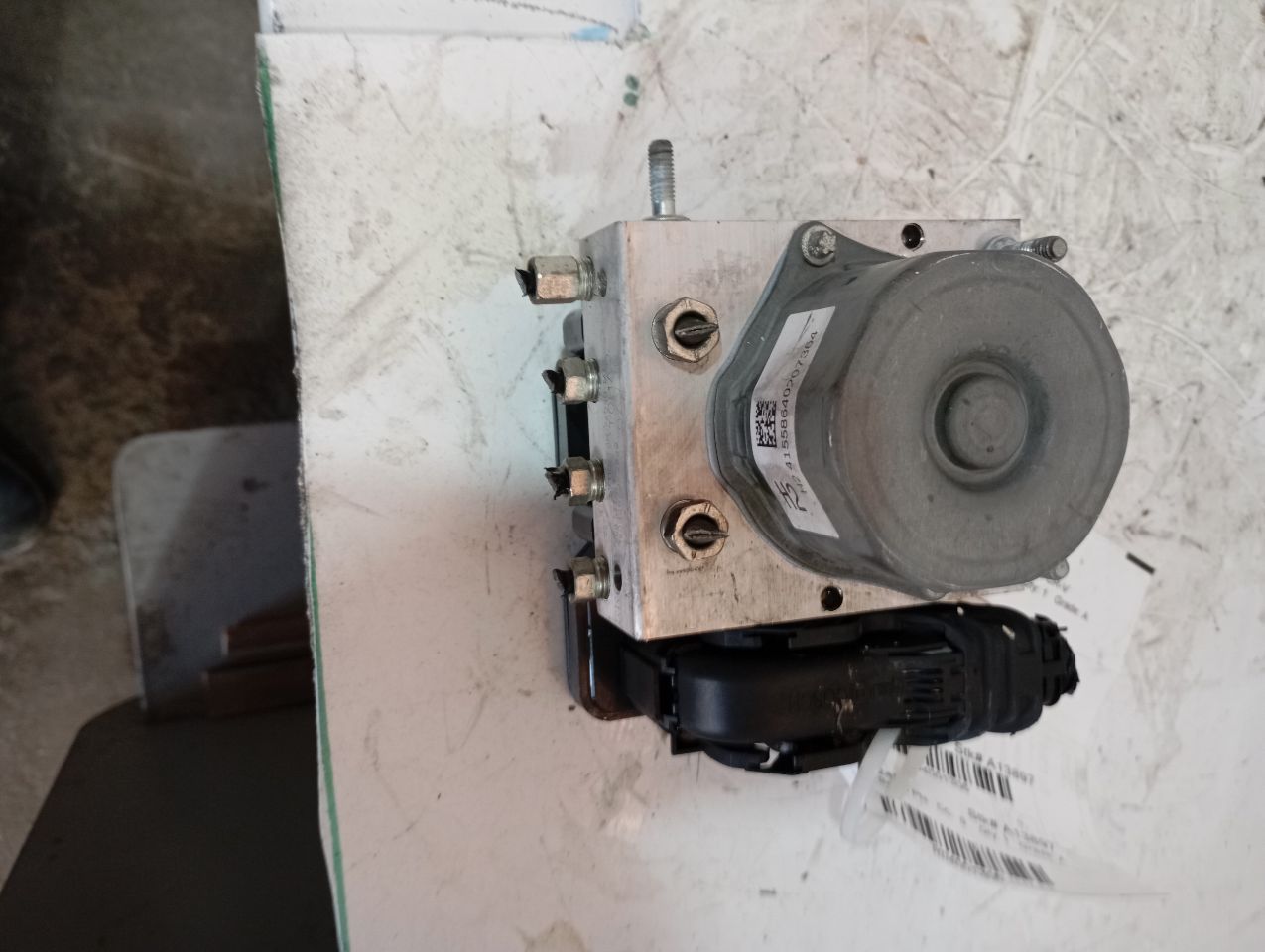 Part image 3
