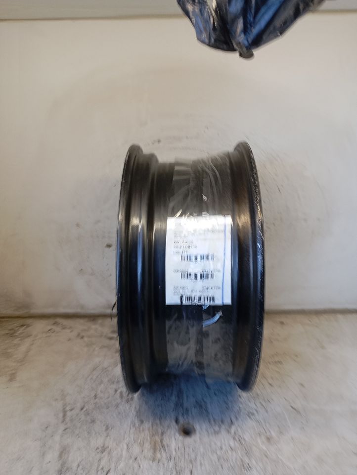 2018 Chrysler PACIFICA Wheel
