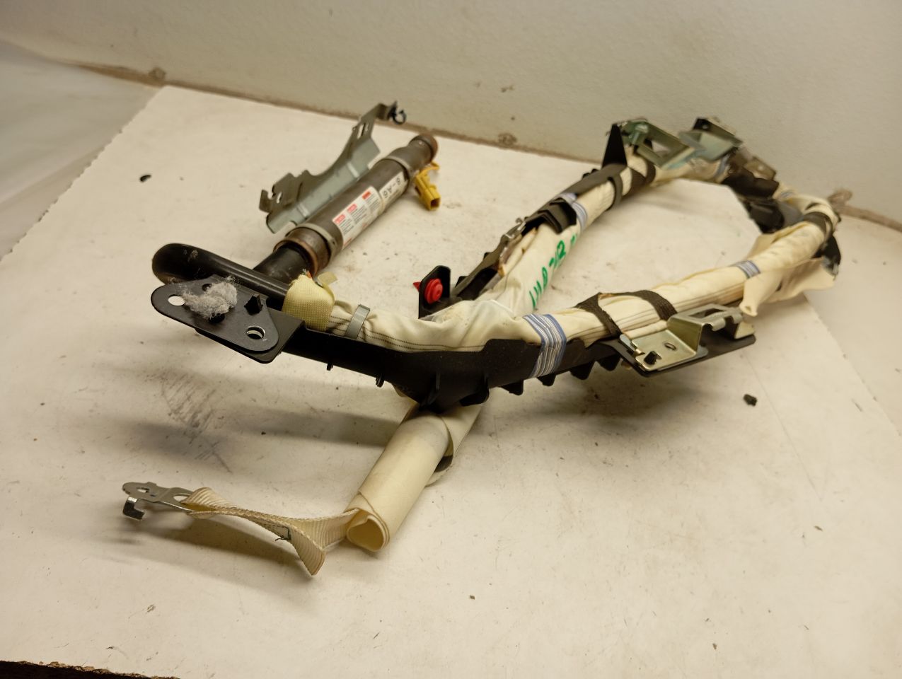 Part image 3