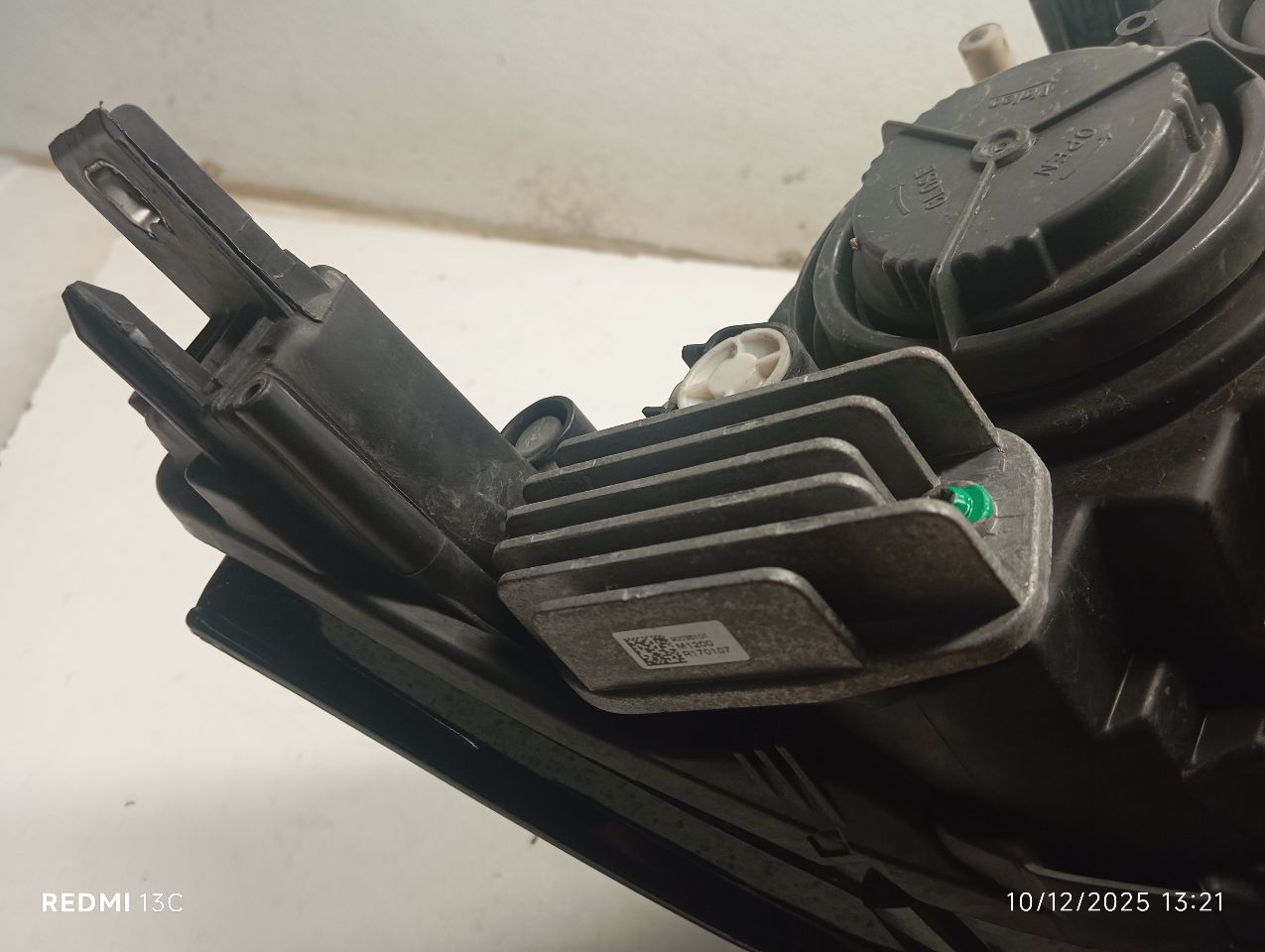Part image 7