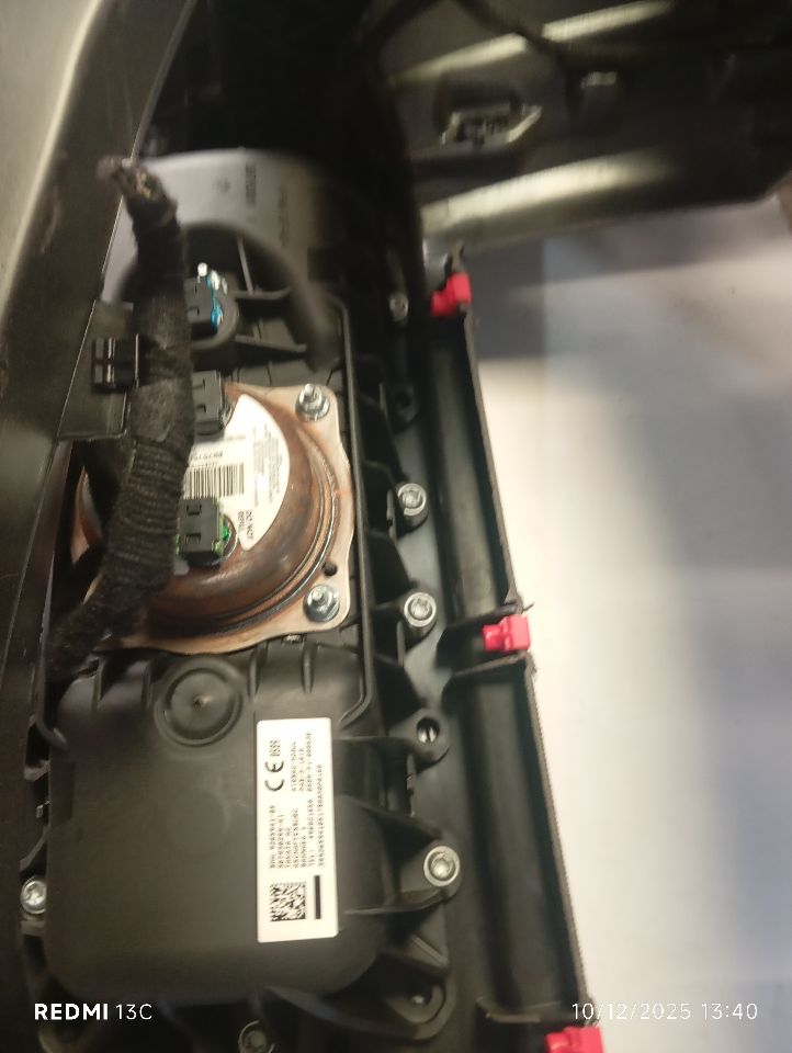 Part image 8