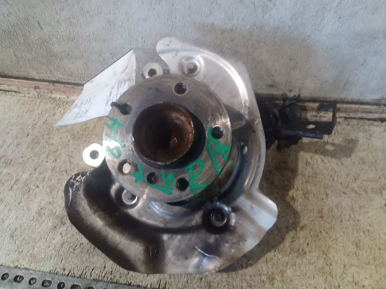 Part image 3