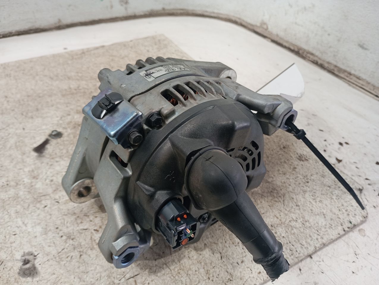 Used 2019 Hyundai TUCSON Alternator - Stock #H18758