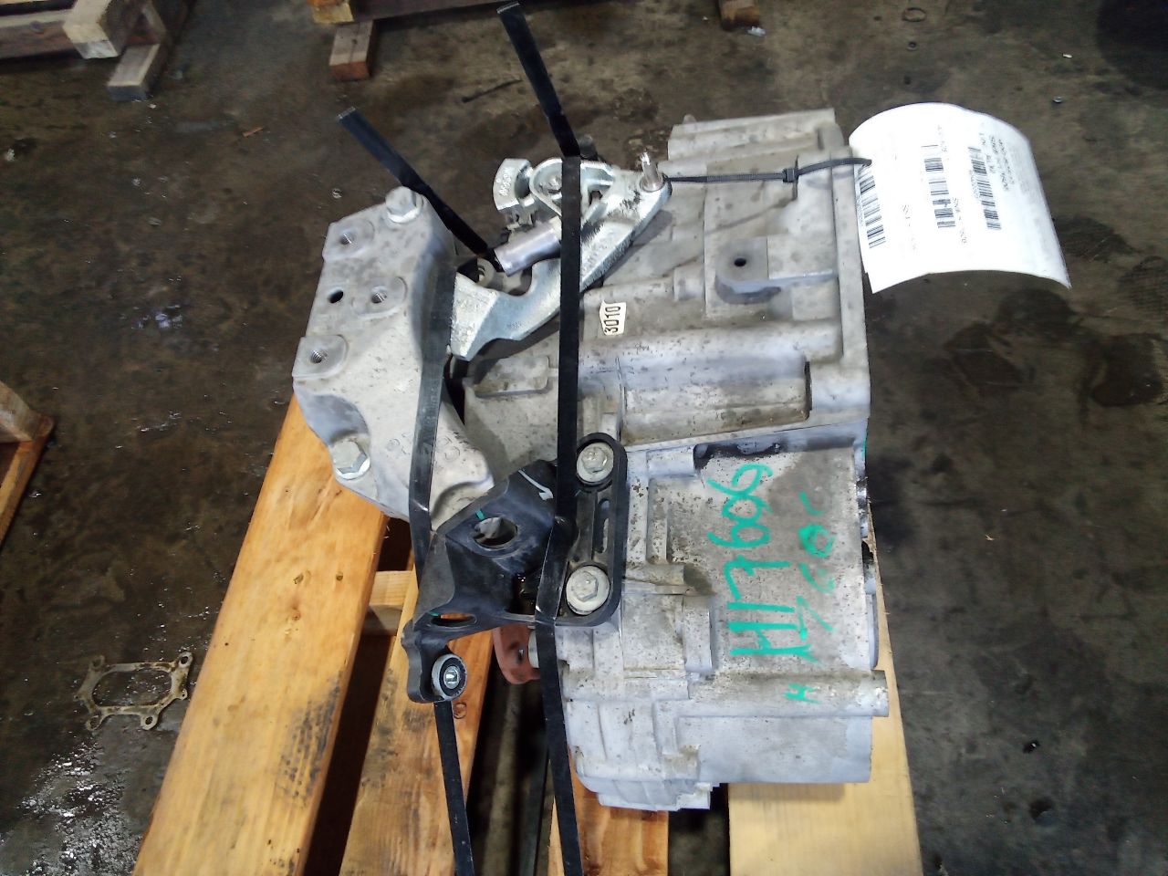 Part image 4