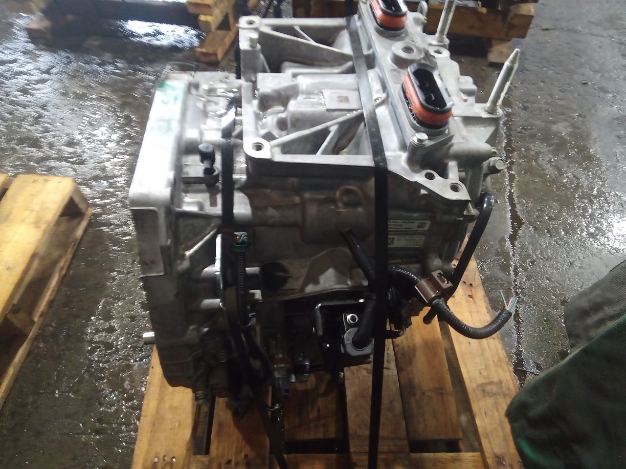 Part image 4