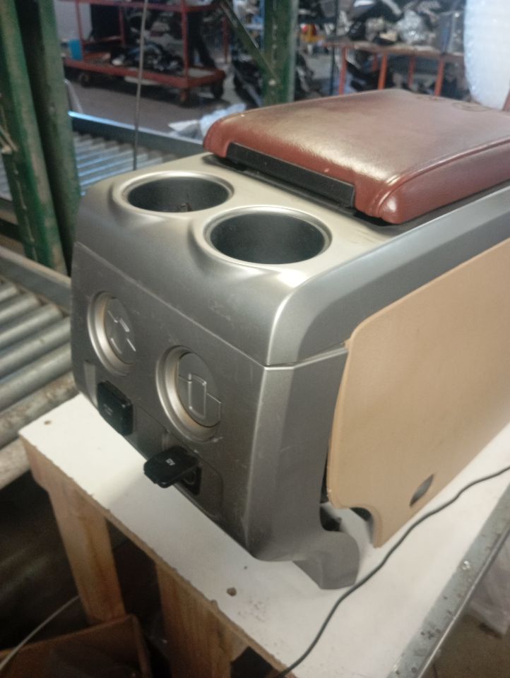 Part image 4