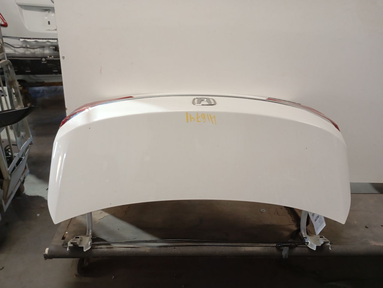 Part image 1