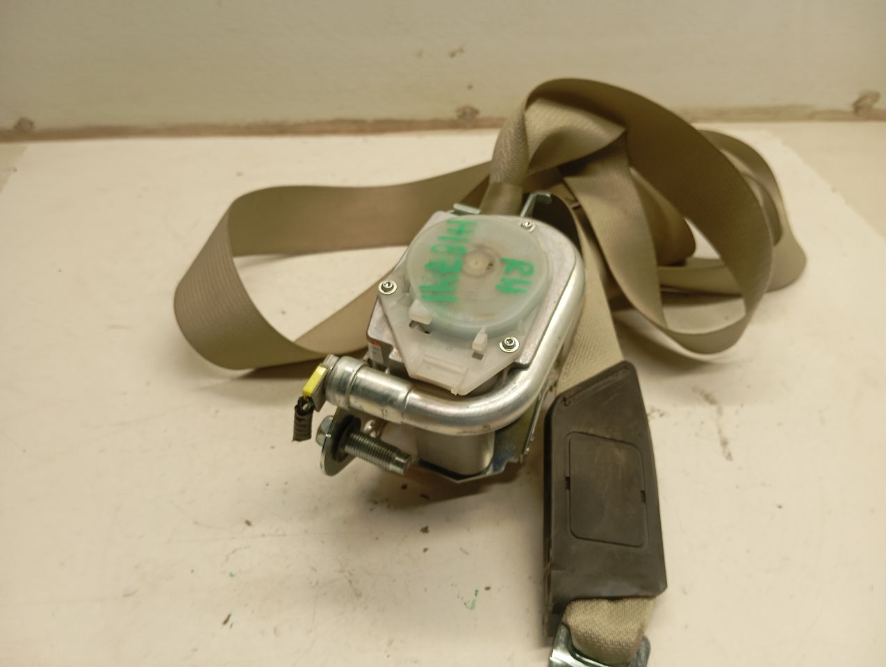 Used 2017 Honda ACCORD retractor - Stock #H18741