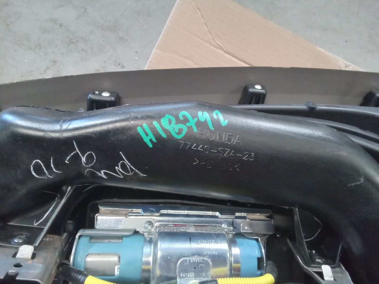 Part image 4