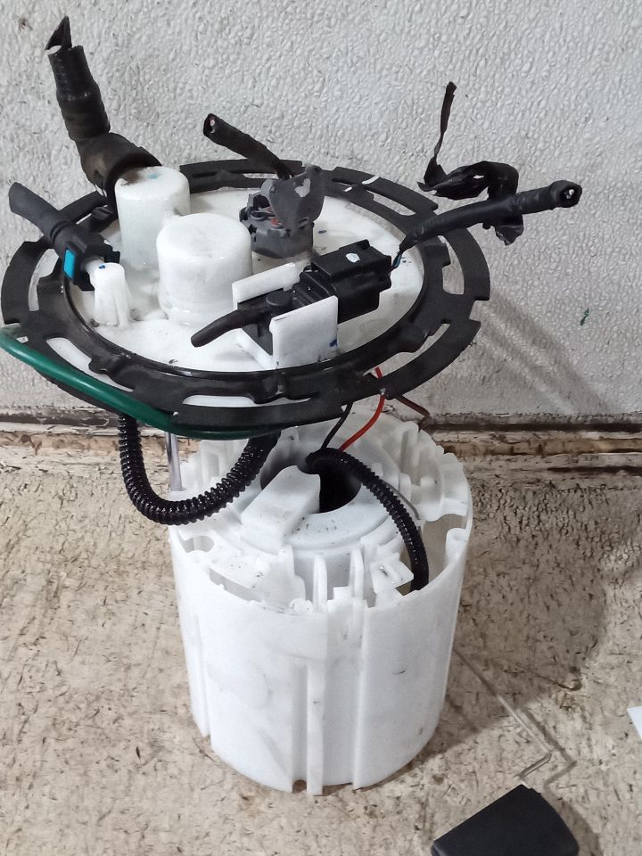 Part image 6