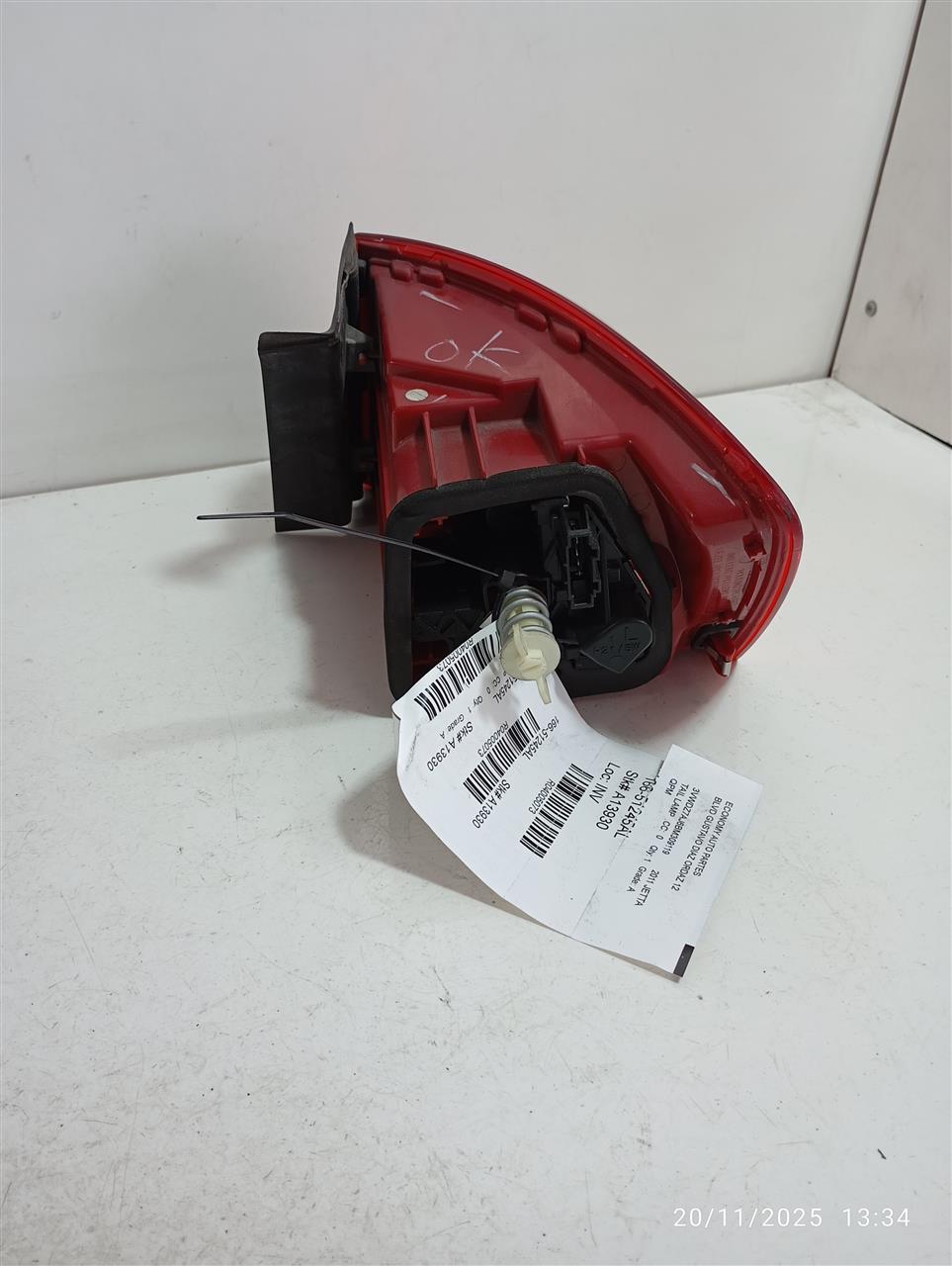Part image 3