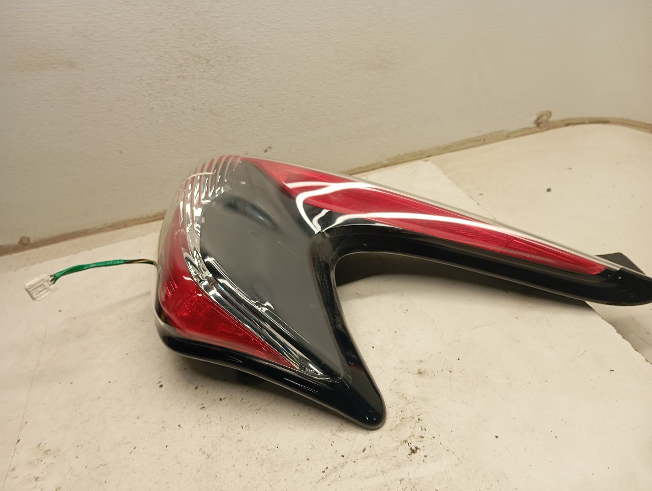 Part image 3